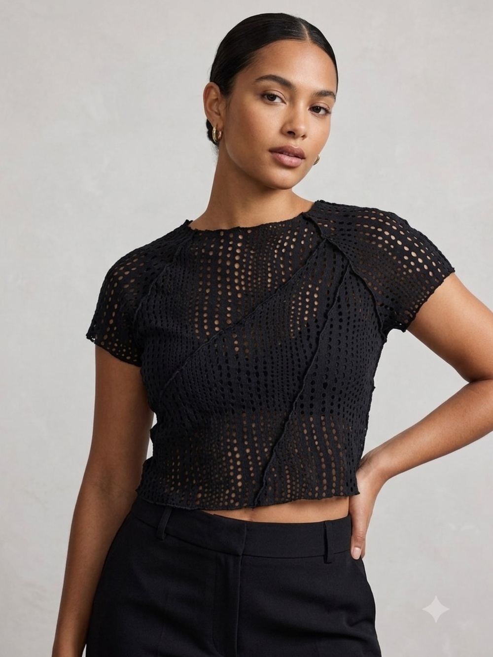 NWT Divided Black Open-Weave Short Sleeve Top, Women’s Size Medium